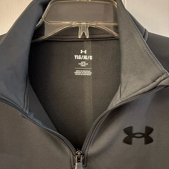 Under Armour Kids' Black Performance Jacket - Picture 3 of 3